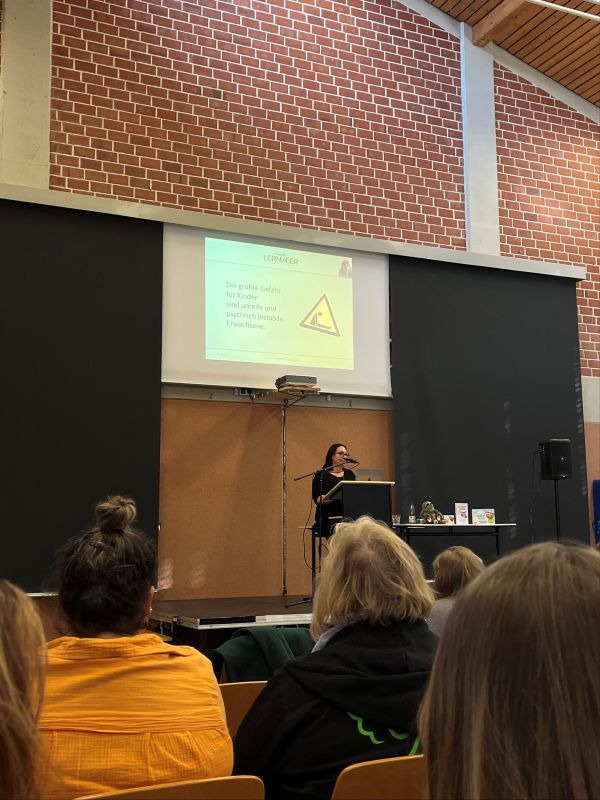 „Friedvolle Pädagogik“ – Dr. Anke Elisabeth Ballmann