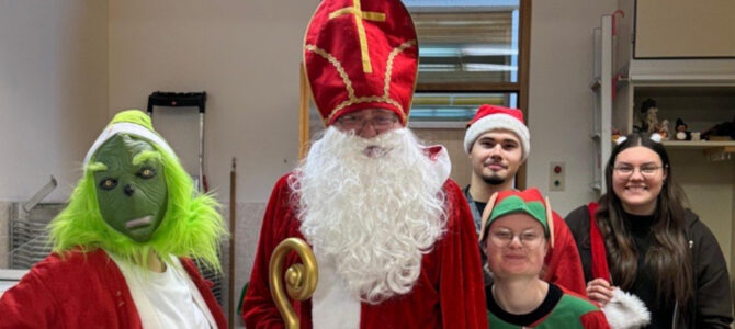 Nikolaus-Besuch an unserer Schule