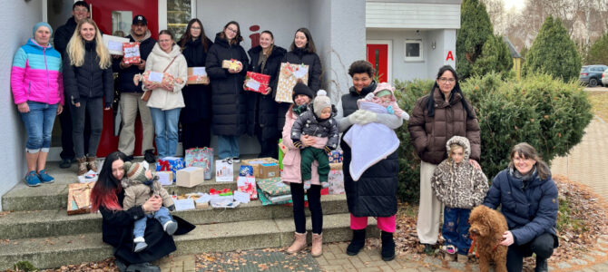 Gemeinsam Wünsche erfüllen – Die Wunschbaum-Aktion Gemeinsam Wünsche erfüllen – Die Wunschbaum-Aktion